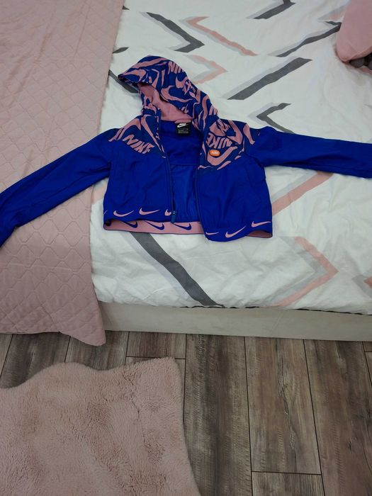 Детско яке за момиче Nike,оригинално,размер 128-137 см,лилаво