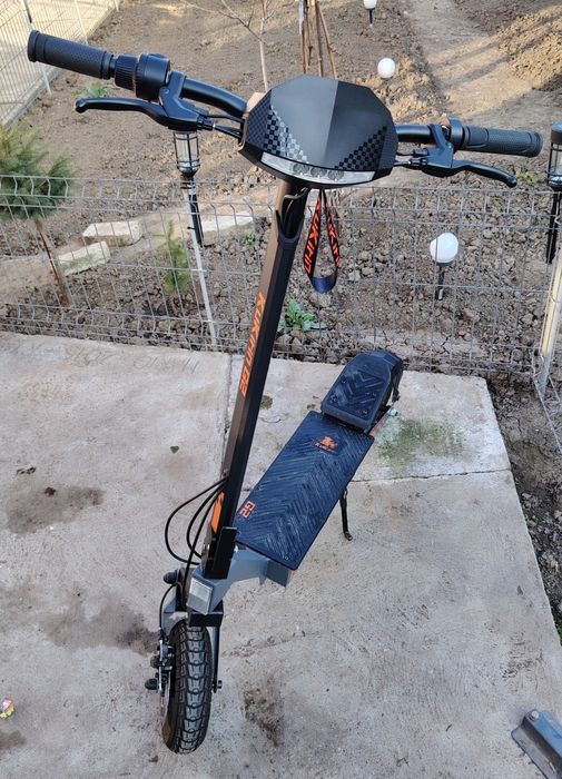 Trotineta electrica kukirin g2 2025