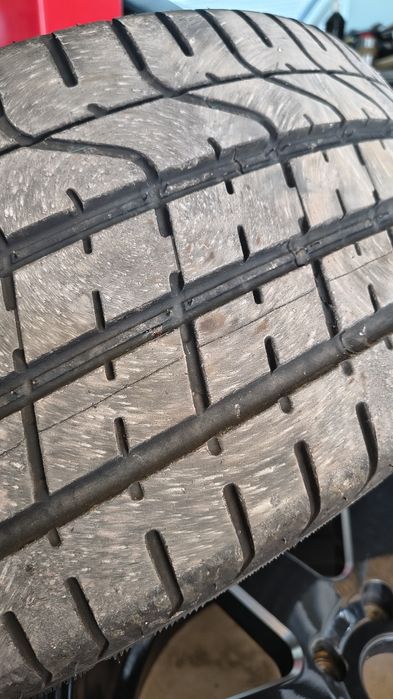 Anvelope Pirelli  275 40 20