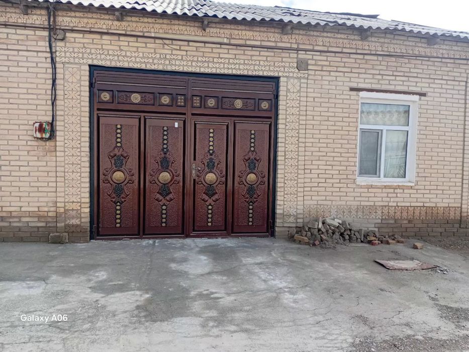 8 сотих уй участка сотилади