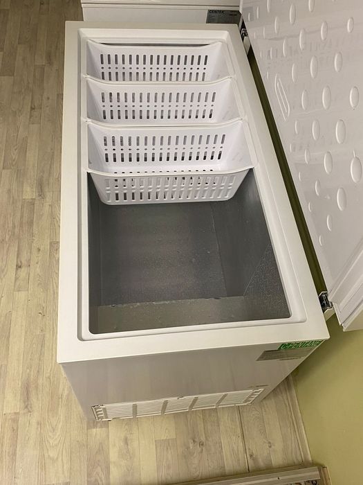 Продам морозильную камеру
