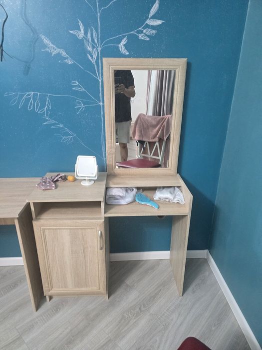 Спальный гарнитур в хорошем состоянии