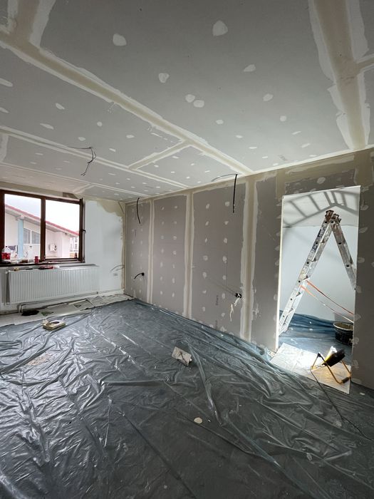 Executam amenajari interioare