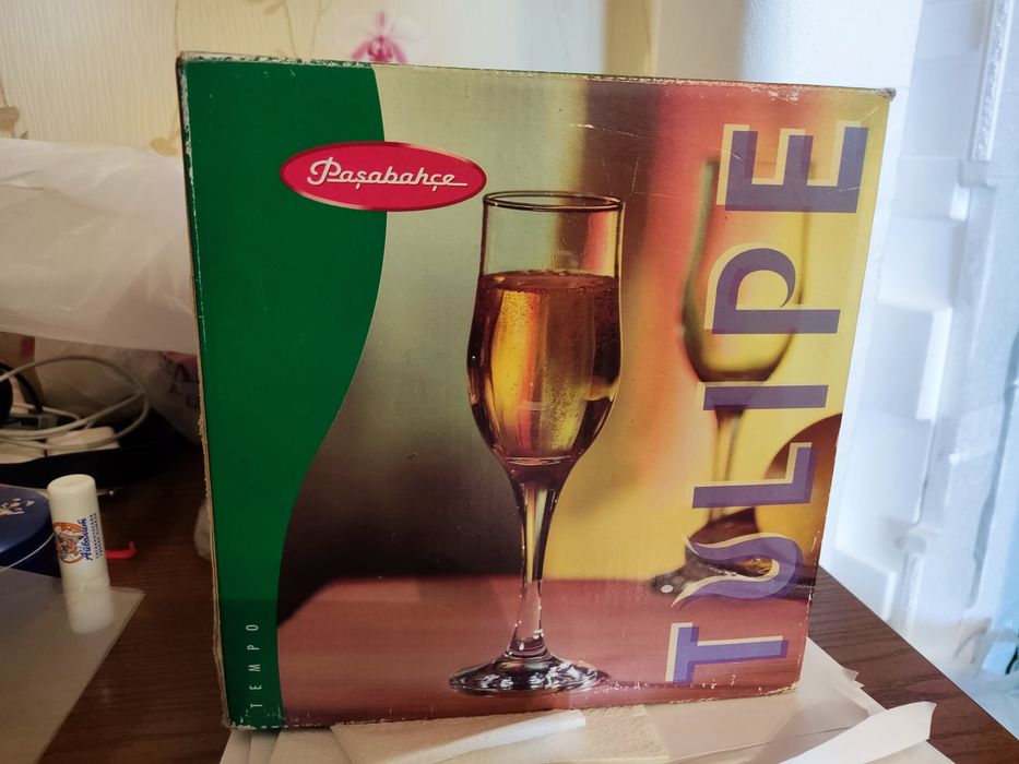 Фужеры новые набор Тюльпан