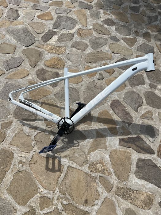 Vand piese pentru mtb