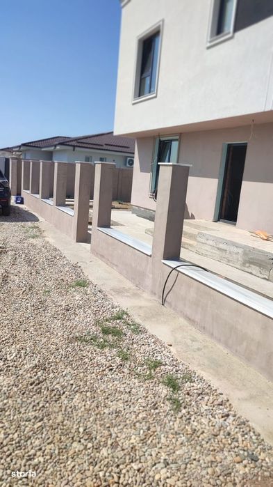 Casă nouă, 4 camere, zonă liniștită