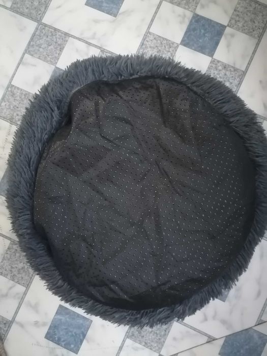 Лежанка для кошек