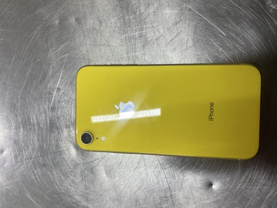 Айфон XR продам срочно