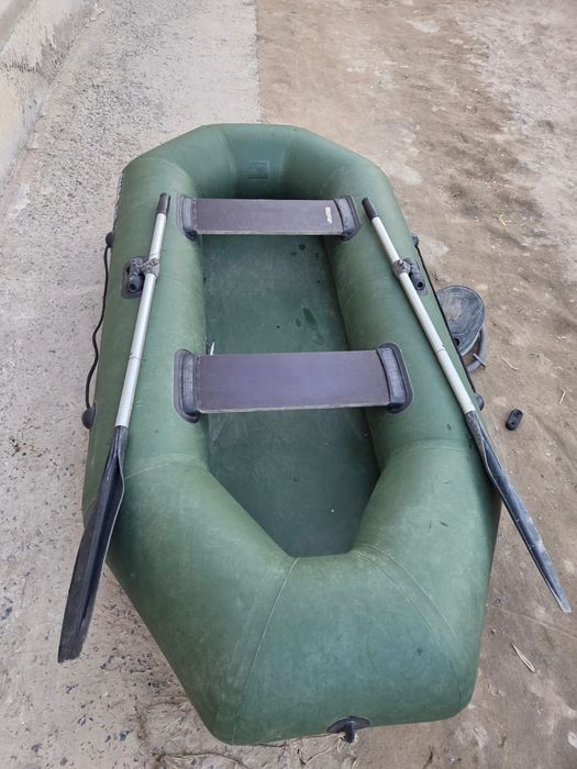 лодка ПВХ 240 срочно