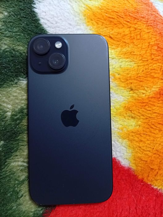 Iphone 15 на 128 г
