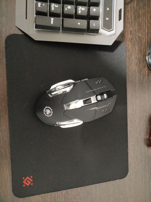 Комплект клавиатура мышь и коврик