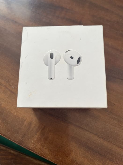 Airpods 4совершенно новые