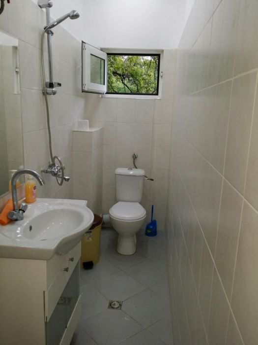 Нощувки - център - бул. Ал. Стамболийски “ Скай Хостел "   * КЛИМАТИК*