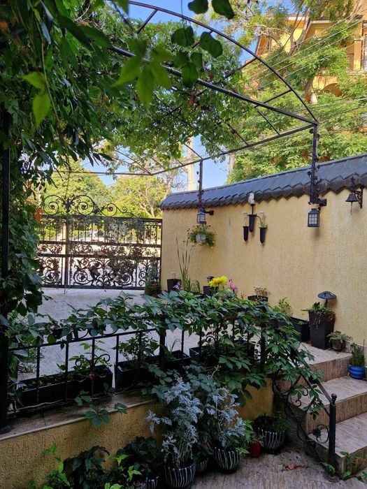 Дава се под наем Едностаен апартамент в Варна, м-т Траката - 45 кв.м за 450 € - Снимка #8