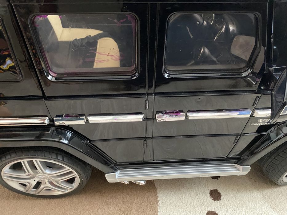 машина детская черная