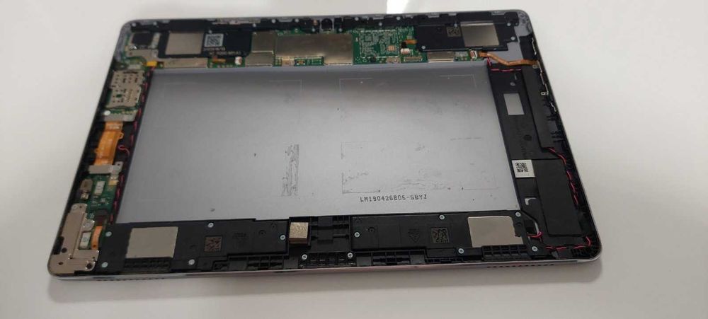 Huawei MediaPad M5 Lite 10 (3GB/32GB) – за части или ремон