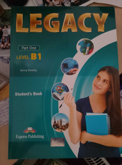 "Името на розата" , "Махалото на Фуко" и др.