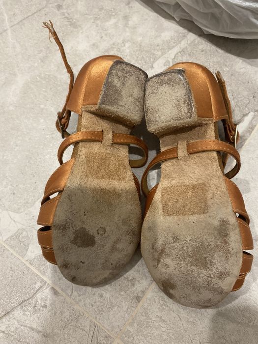 Туфли для бальных танцев