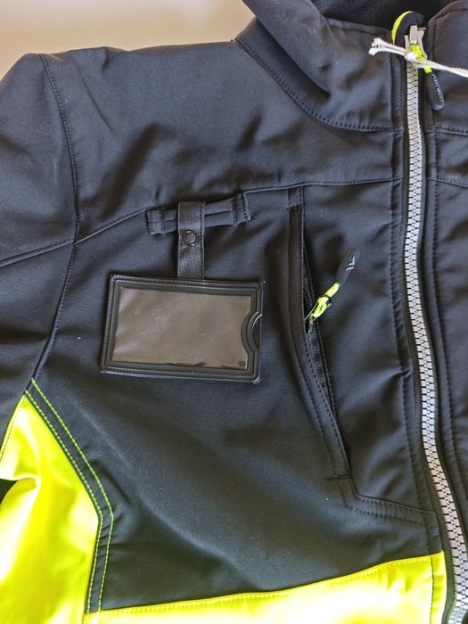 Vând jachetă softshell rezistenta la vânt și apă – Portwest PW375