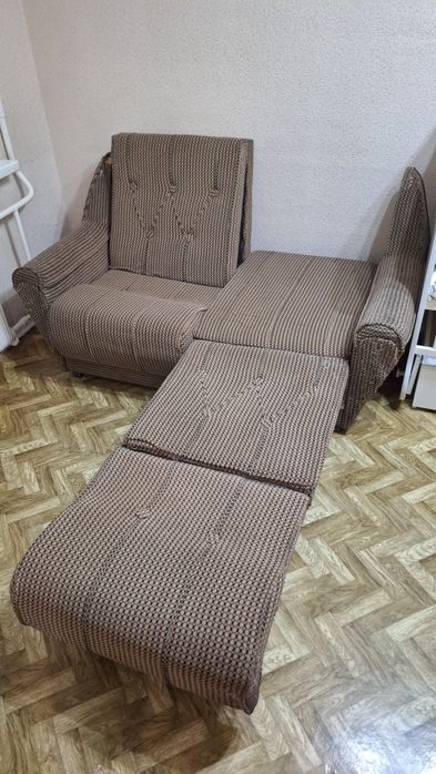 Отдам диван бесплатно