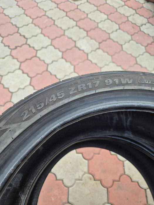 Продам резину 215,45,R17