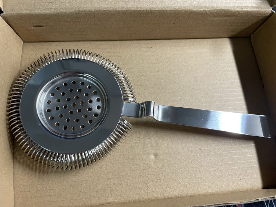 Продавам нова Барманска цедка