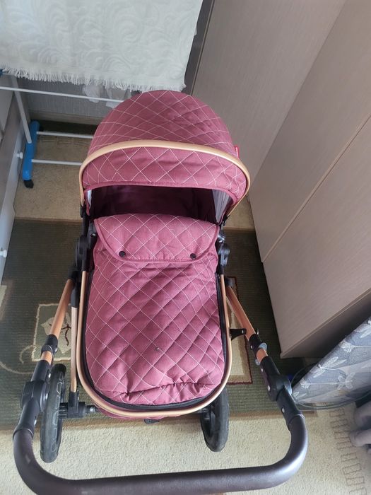 Продаётся коляска в хорошем состоянии