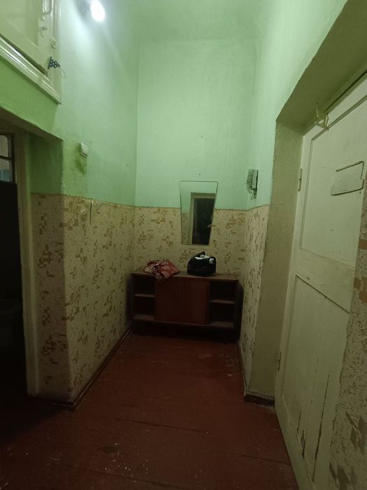 Срочно продается 2 комнатная квартира. Телеграф район.