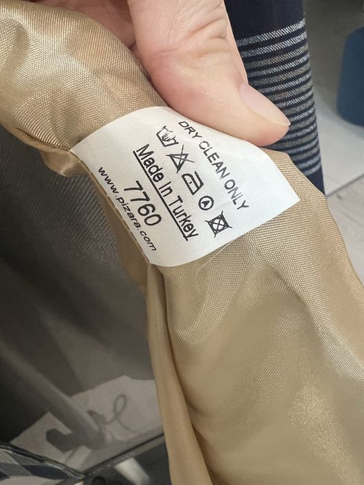 Пиджак в отличном состоянии.