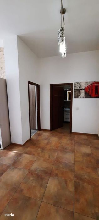 De vânzare apartament 2 camere zona Centrala