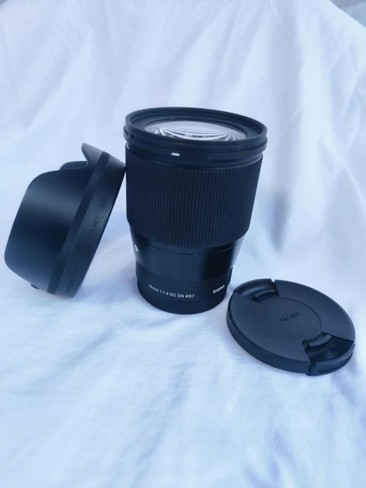 Obiectiv Sigma 16mm f/1.4 DC DN Contemporary - Montură Sony E - Ca Nou