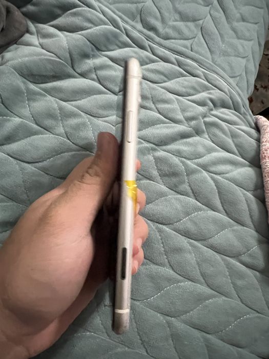 Iphone 11 64 гб на запчасти