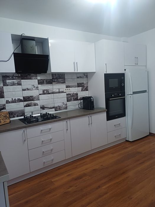 Vând Bucătărie Mobilier + Electrocasnice