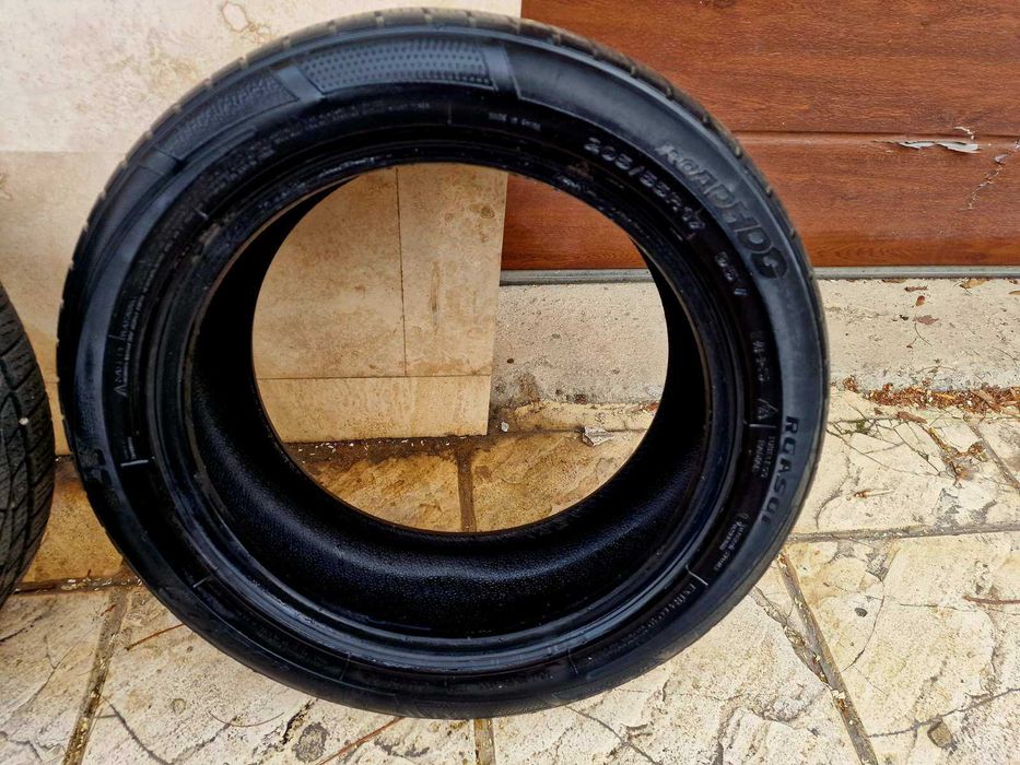 2 броя зимни гуми ROADHOG RGAS02XL 205/55/17 отлично запазени втора уп
