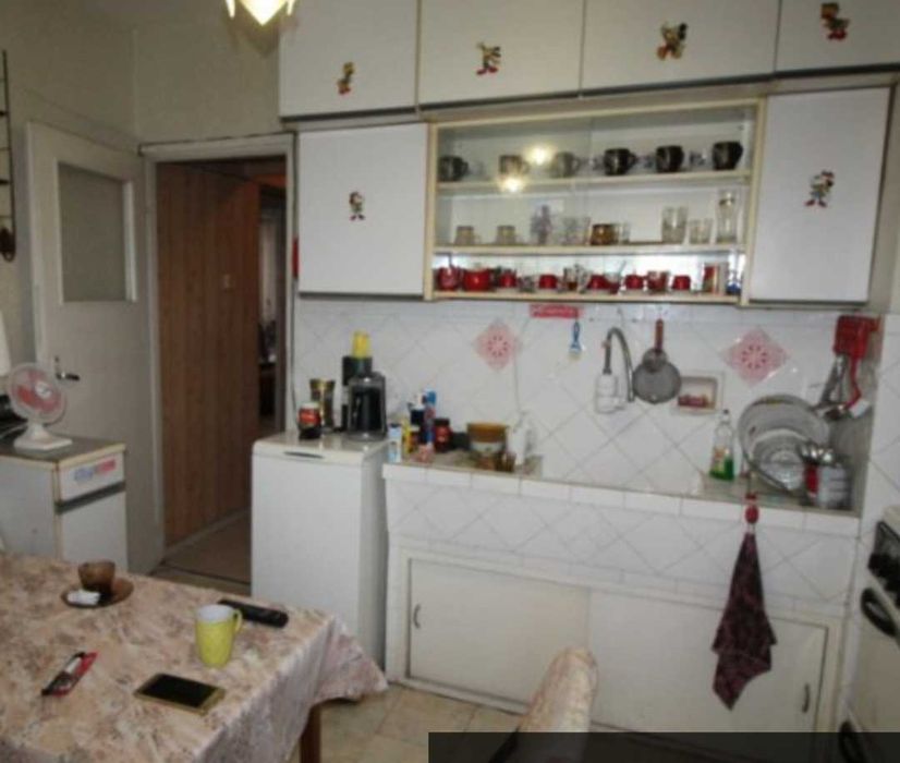 Продава се Тристаен апартамент в Русе, Промишлена зона - Запад - 80 кв.м за 963 €/кв.м - Снимка #2