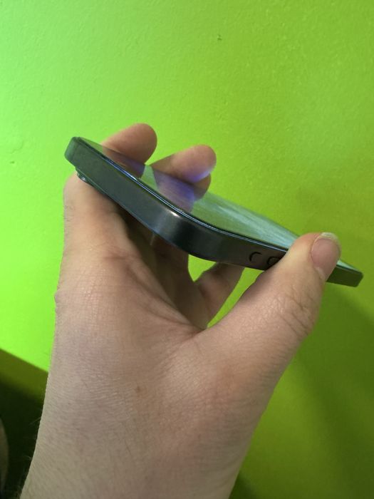 Telefon iPhone 15 Pro Max 512gb ca nou la cutie full box liber retea