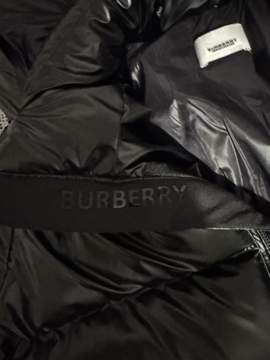 Яке BURBERRY на 2 дни