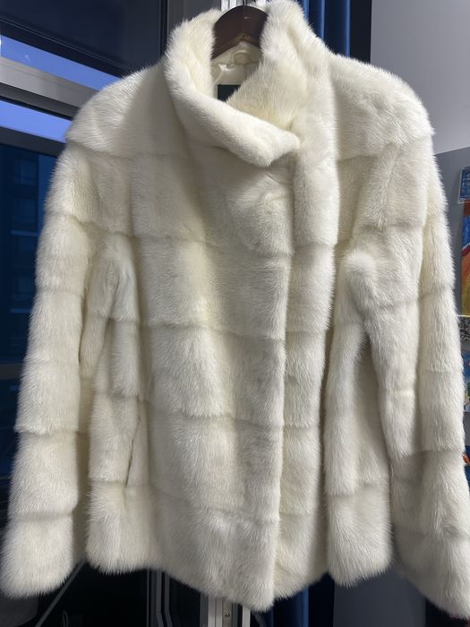 Белая шубка-автоледи