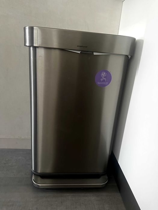 Кош за боклук Simplehuman  45L – в перфектно състояние