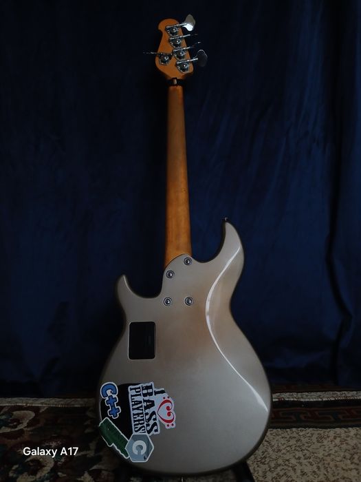 Sotiladi Yamaha bb615