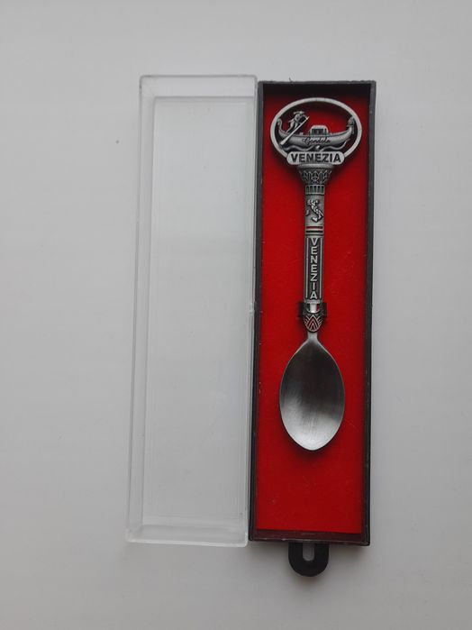 Сувениры разные иностранные