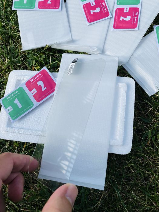 Стъклен протектор за екран на Iphone 17 pro- 100 D