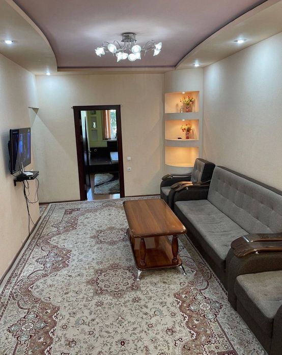 Аренда квартиры 2/2/5 Чиланзар Ц-квартал  . Шухрат перекрёсток . Evos