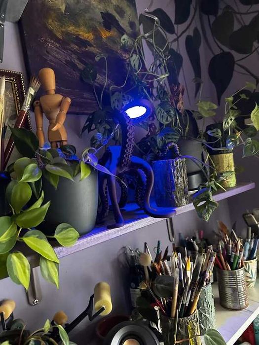 Lampa/veioza in forma de caracatita