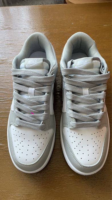 Продам NIKE RETRO Dunk Low Бело-Серые СРОЧНО!!!