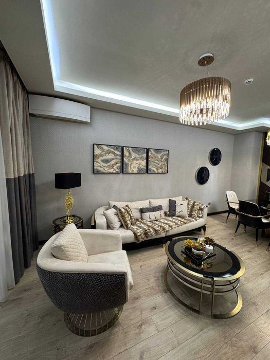 Продается Квартира с Терассой на Акай Сити 3/3/15 р-н М.Улугбек.