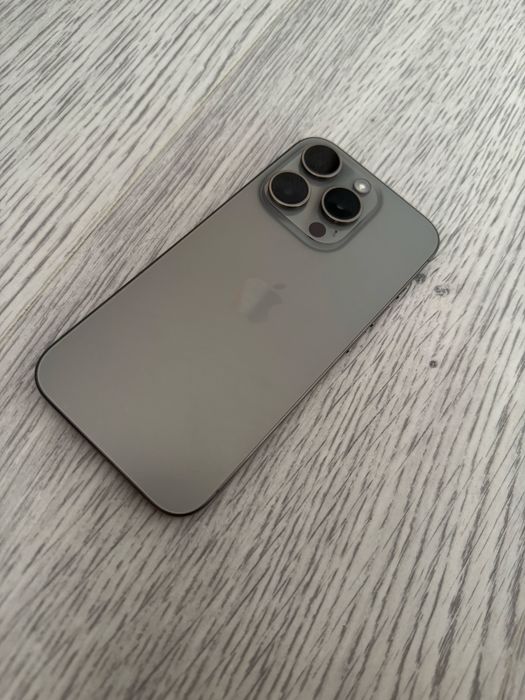 продается iphone 15 Pro