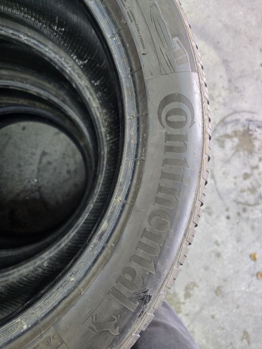 4x 235/55/19 ALLSEASON CONTINENTAL Stare excelentă