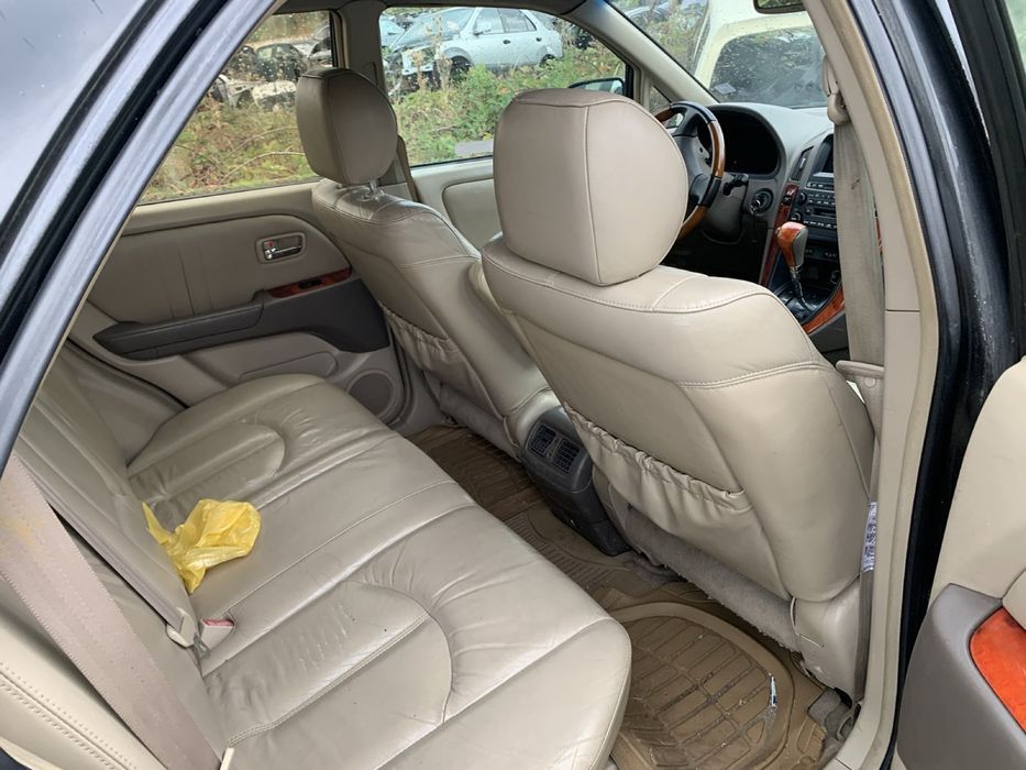 Лексус Рх300 на части