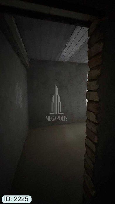 kritiy tarafda 3 xona karobka kvartira sotiladi №2225